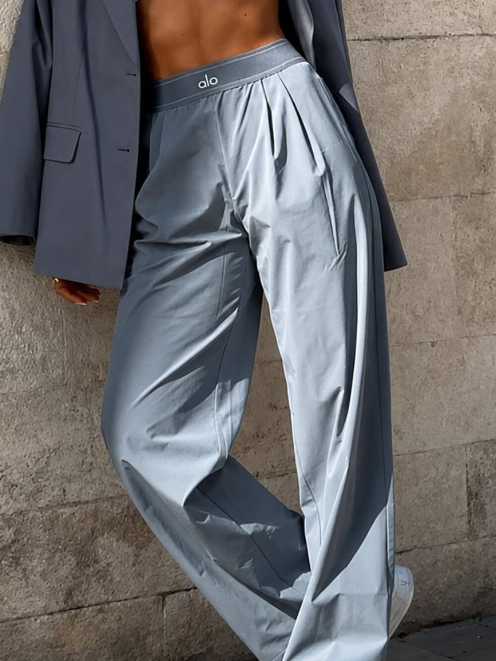ALO Yoga Steel Grey Wide Leg Trouser Pants  (30” Inseam)🤍 Quiet Luxury - ! NEW